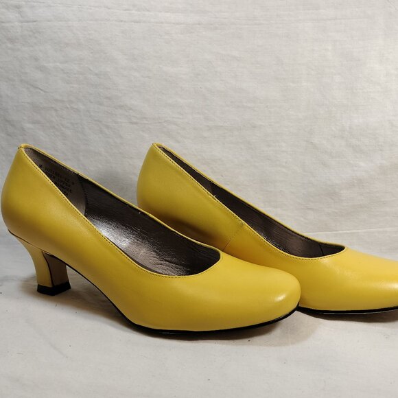 ARRAY Flatter Heel Yellow (Vintage inspired) - Picture 1 of 7